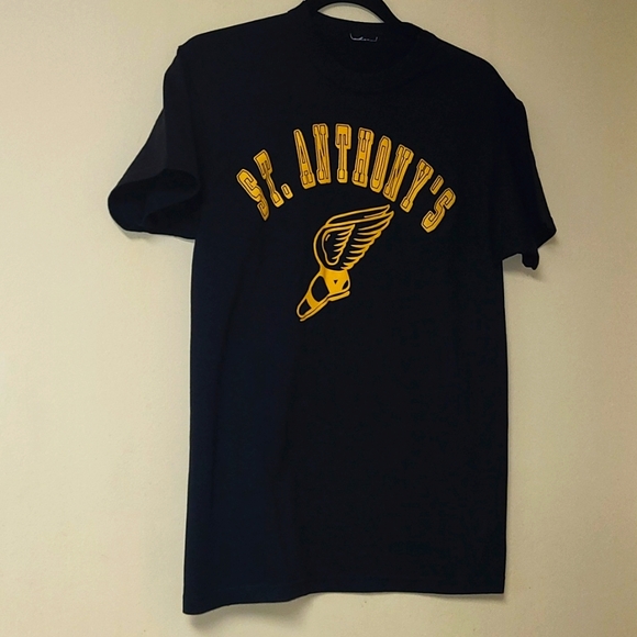 Mens T-shirt, Small, St. Anthony's Flying Sneaker logo - Picture 2 of 11